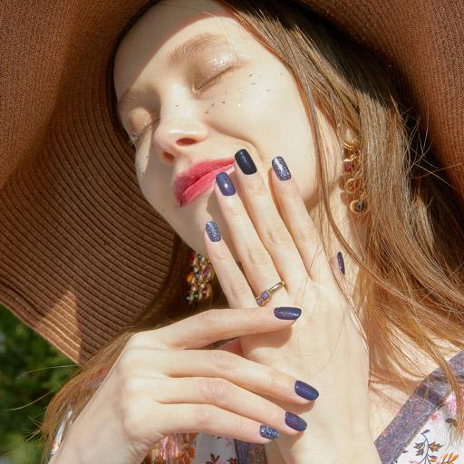 N Dawning - VANITY TABLE