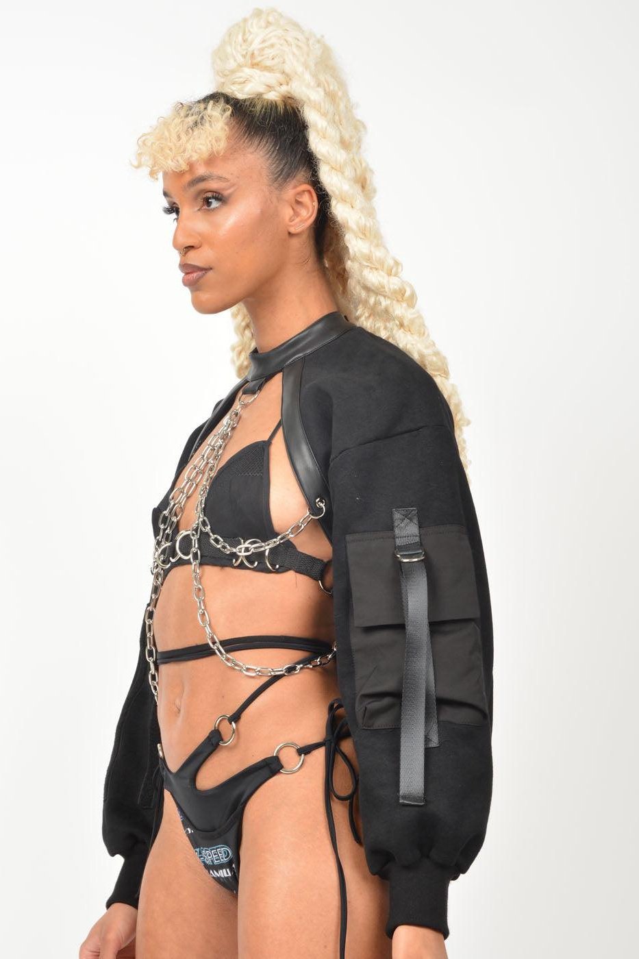 sweatshirt choker chain bomber