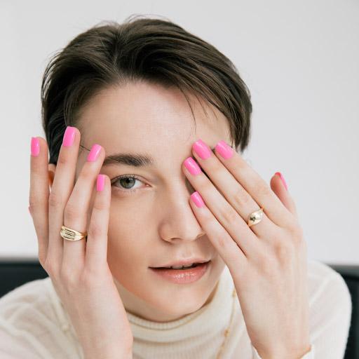 GIFT 4 - VANITY TABLE