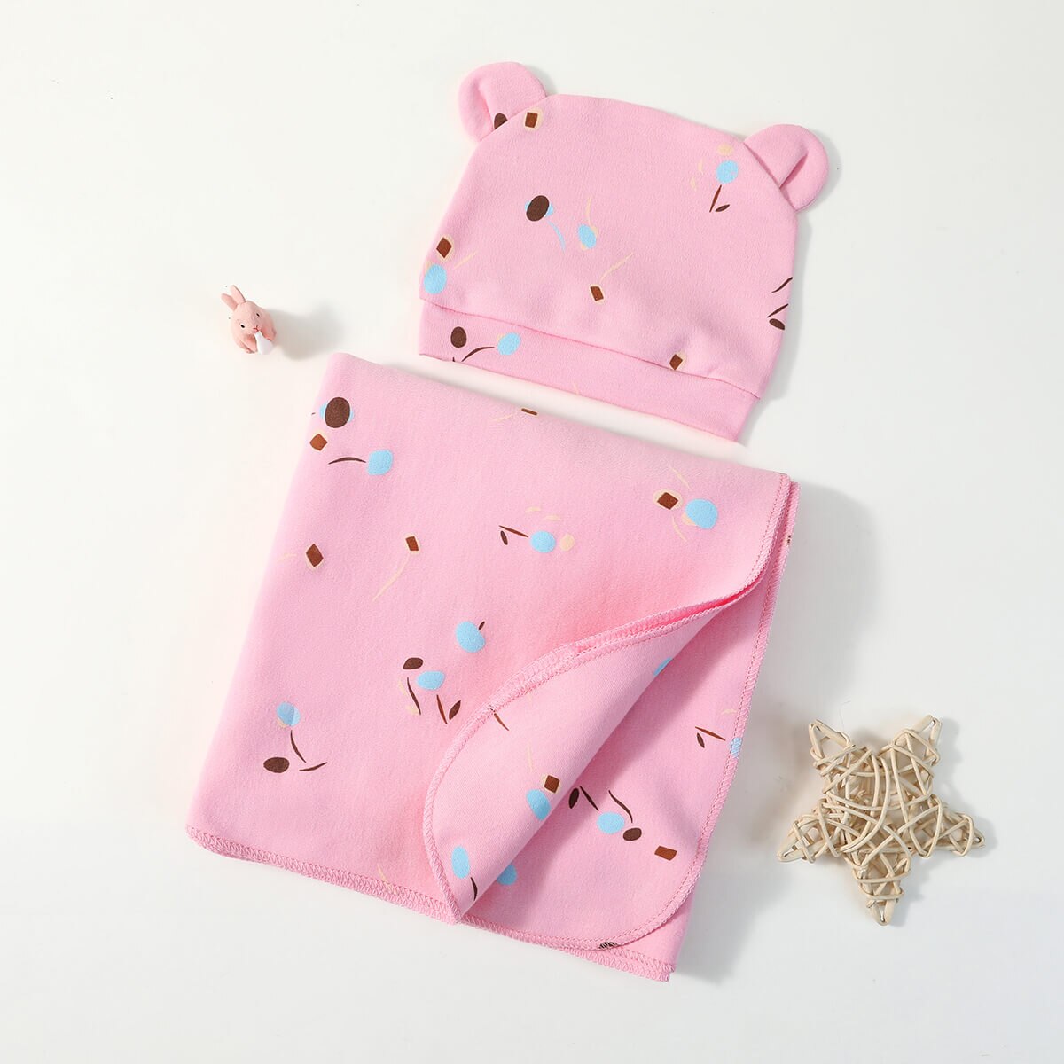 hibobi Cartoon Print Cotton Baby Blanket with Hat