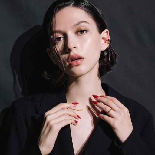 Perfect Red (Coffin)