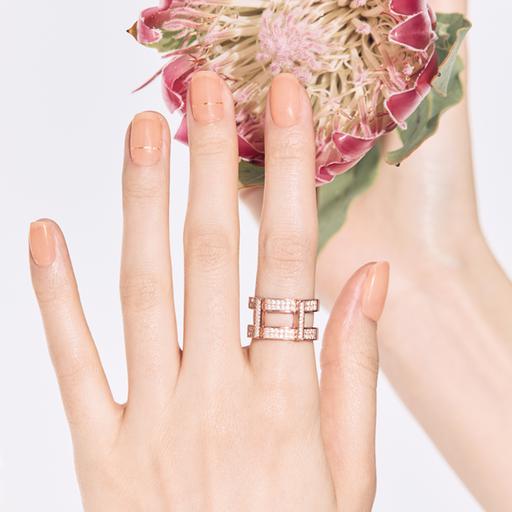 N Basic Nails No.9 - VANITY TABLE