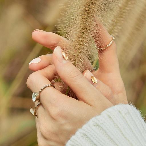 N Earthy - VANITY TABLE