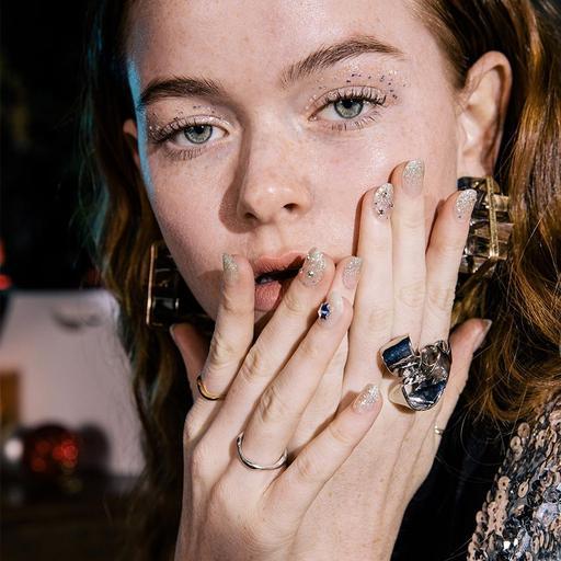 N Frozen - VANITY TABLE