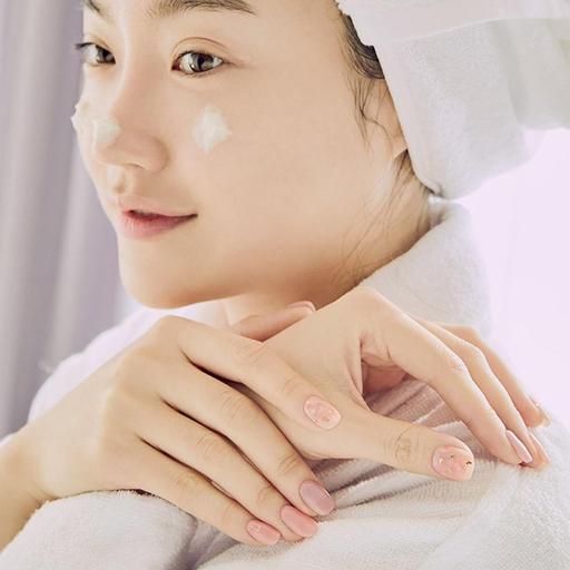 N Lazy Sunday - VANITY TABLE