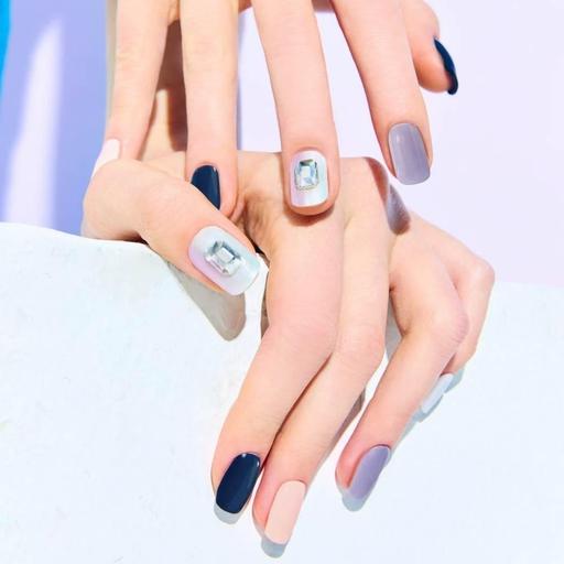 N Nocturne - VANITY TABLE