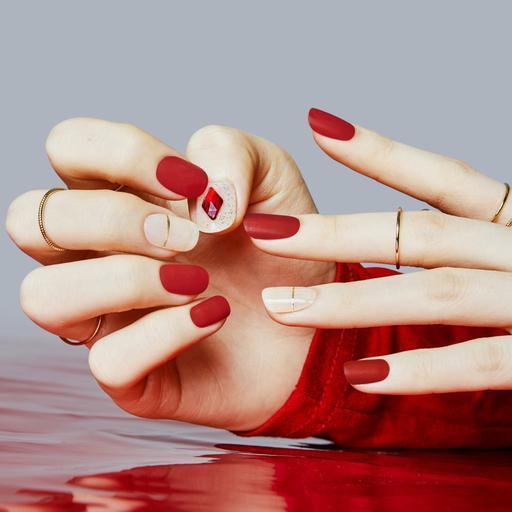 N Scarlet - VANITY TABLE