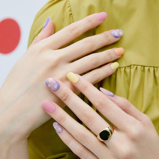 N Clotty - VANITY TABLE