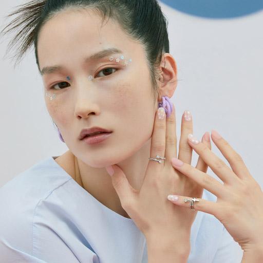 N Spring Fever - VANITY TABLE