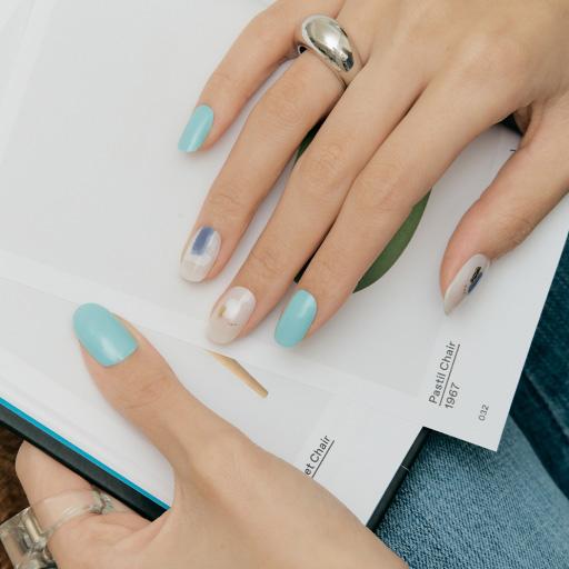 N Square Touch - VANITY TABLE