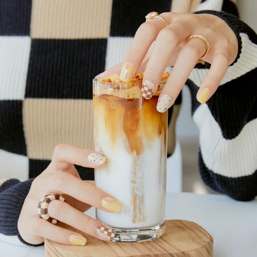 N Toffeenut Latte - VANITY TABLE